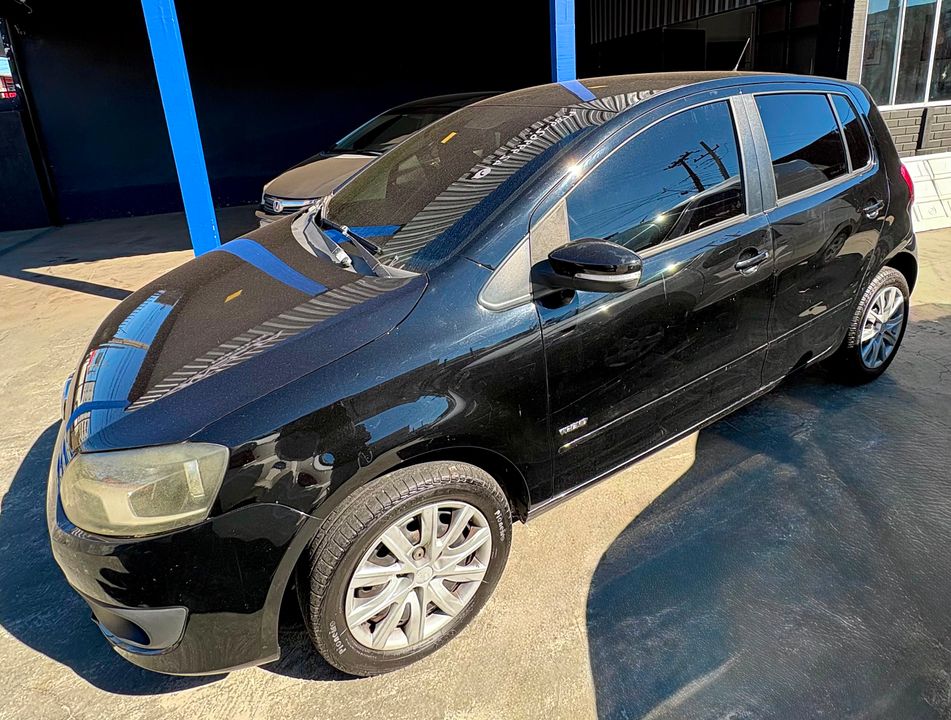 Volkswagen Fox 1.0 Mi Total Flex 8V 5P - foto 2