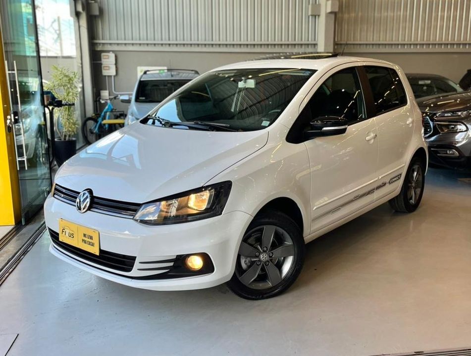 VolksWagen Fox Connect 1.6 Flex 8V 5p