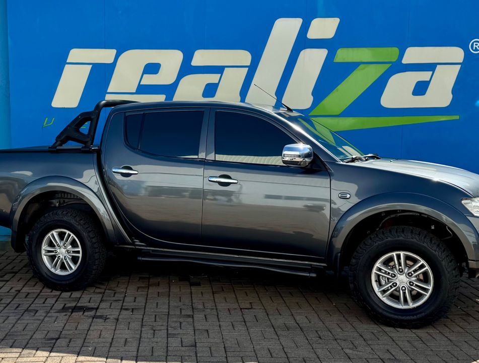 Mitsubishi L200 Triton HPE 3.2 CD TB Int.Diesel Aut