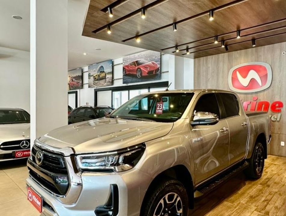 Toyota Hilux SW4 SRV D4-D 4x4 3.0 TDI Dies. Aut