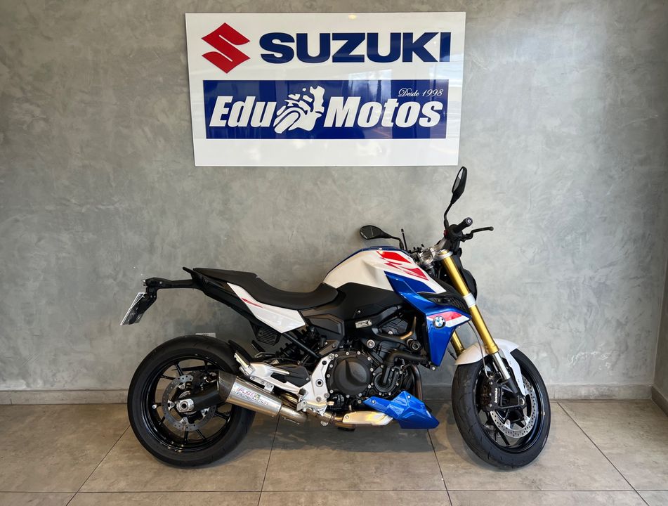 BMW F 900 R Sport Plus