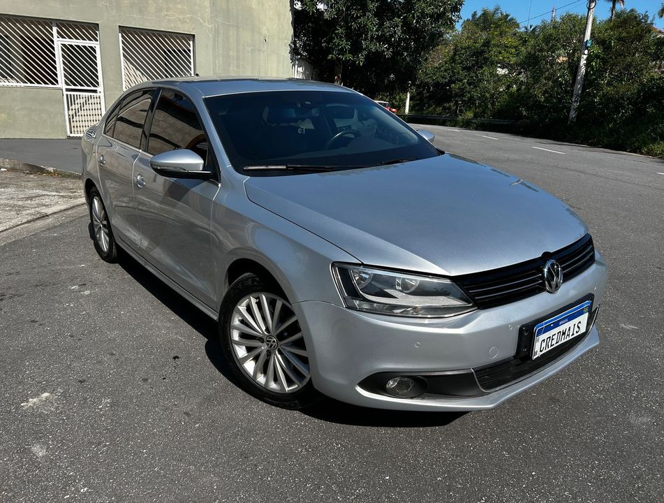 VolksWagen JETTA Highline 2.0 TSI 16V 4p Tiptronic