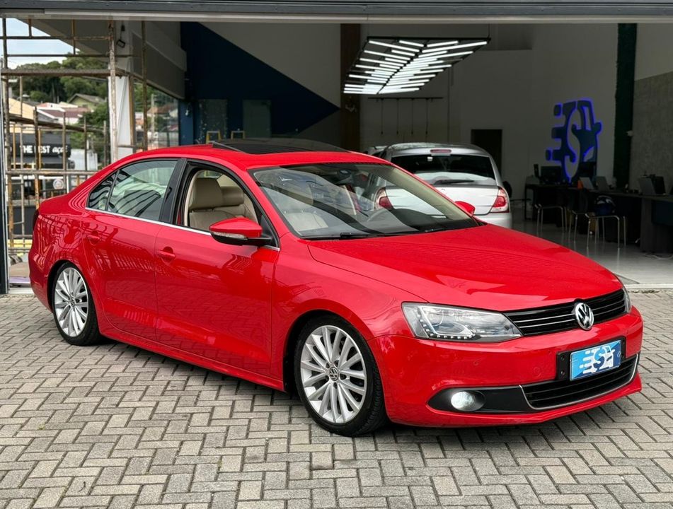 VolksWagen JETTA Highline 2.0 TSI 16V 4p Tiptronic
