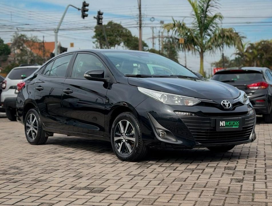 Toyota YARIS XLS Connect Sed. 1.5 Flex 16V Aut.
