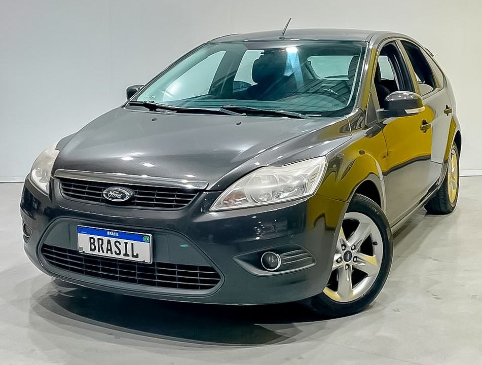 Ford Focus 1.6 S/SE/SE Plus Flex 8V/16V  5p