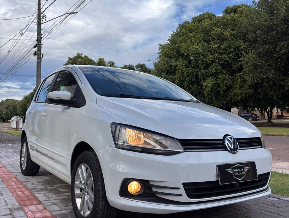VolksWagen Fox Connect 1.6 Flex 8V 5p