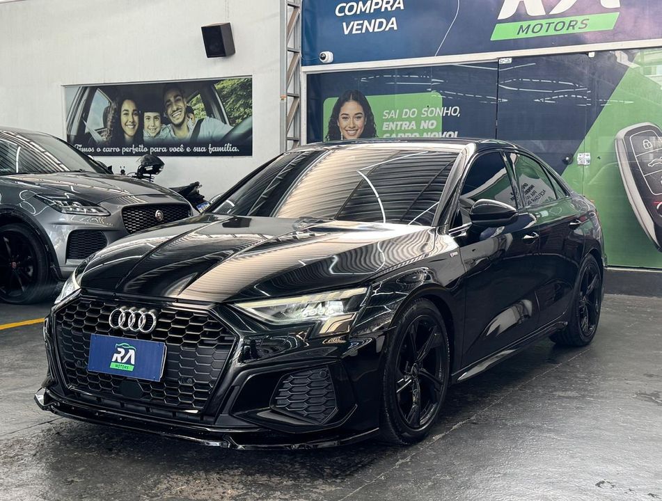 Audi A3 Sedan S-Line 2.0 TFSI  S-Tron.(Híb.)