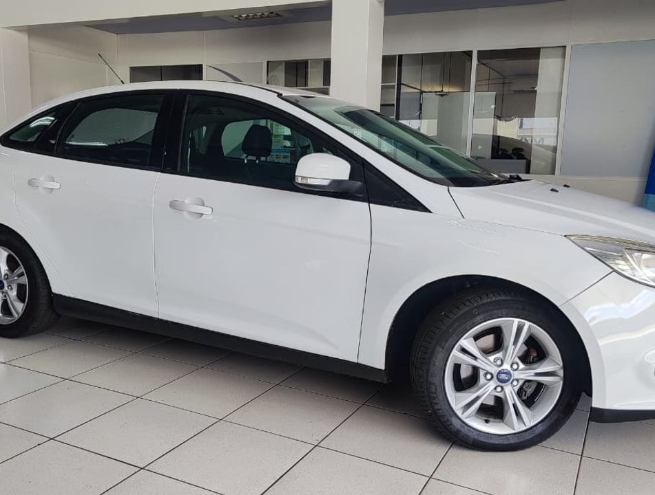 Ford Focus Sedan 2.0 16V/2.0 16V Flex 4p Aut.