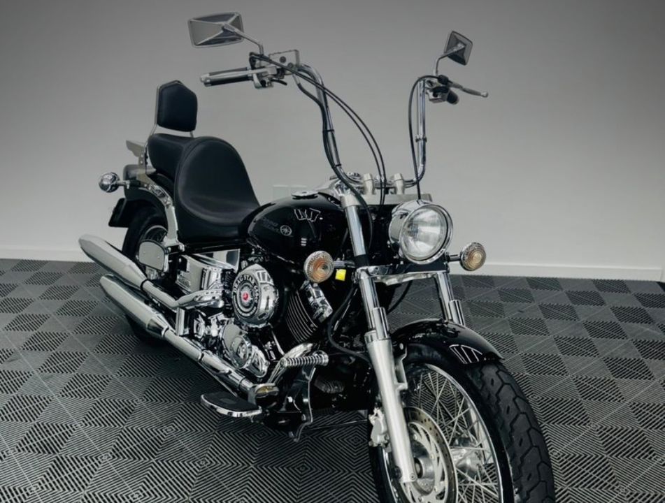 YAMAHA XVS 650 DRAG STAR