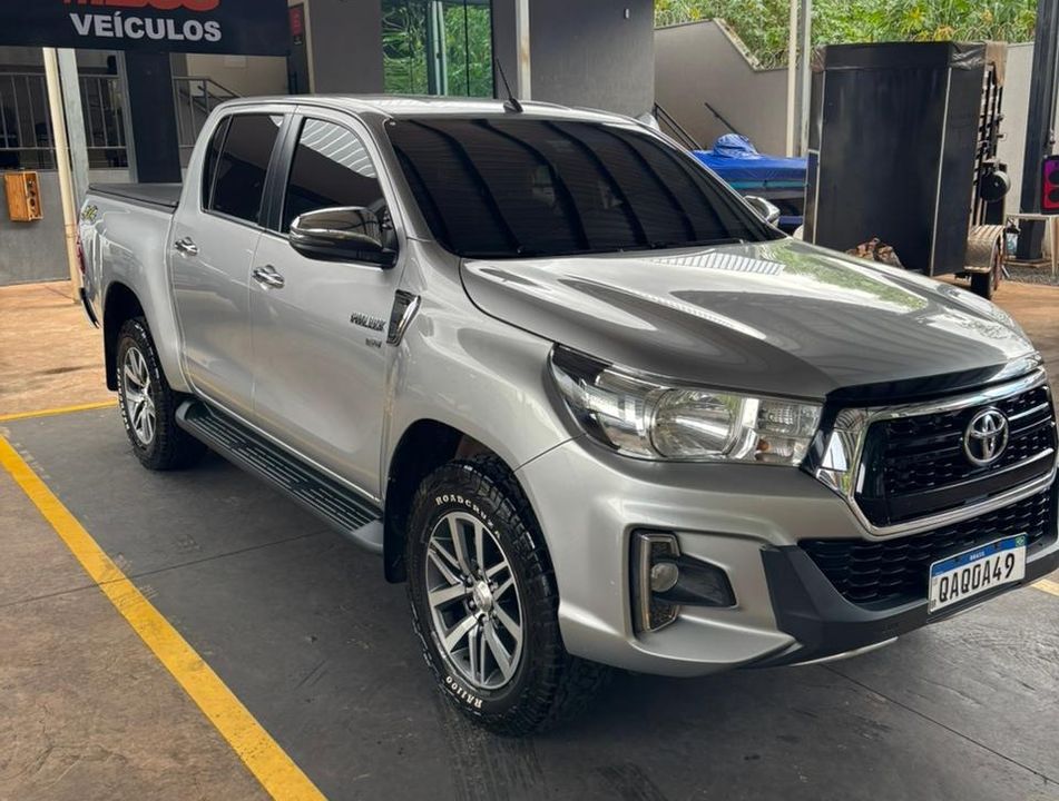 Toyota Hilux CD SRV 4x4 2.7 Flex 16V Aut.
