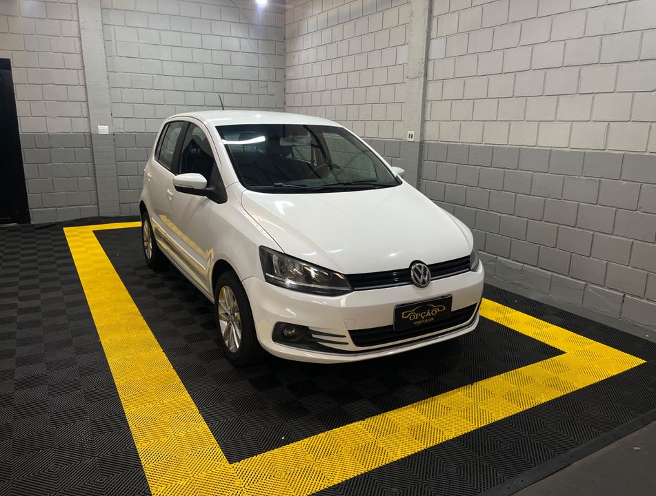 VolksWagen Fox Connect 1.6 Flex 8V 5p