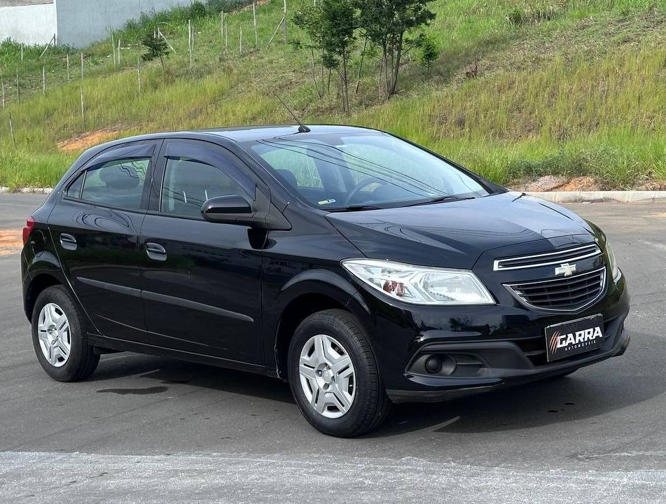 Chevrolet ONIX HATCH LT 1.0 8V FlexPower 5p Mec.