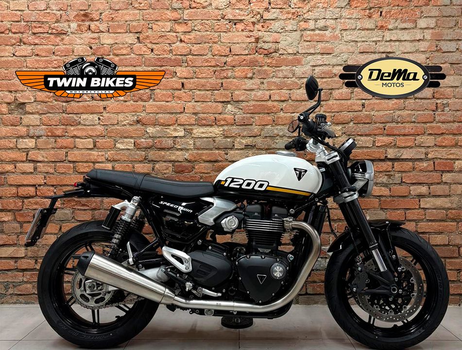 TRIUMPH Speed Twin 1200cc