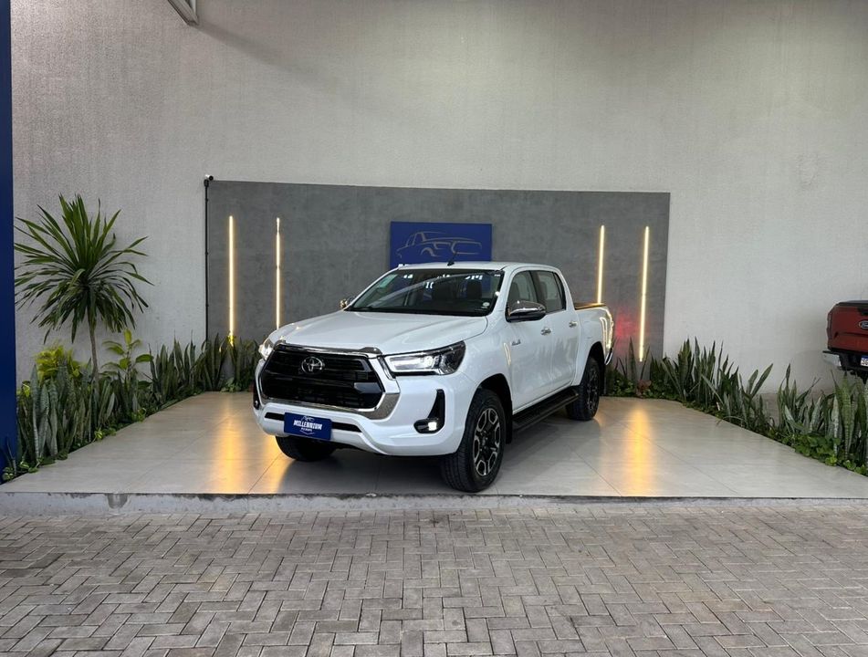 Toyota Hilux CD SRX 4x4 2.8 TDI 16V Diesel Aut.