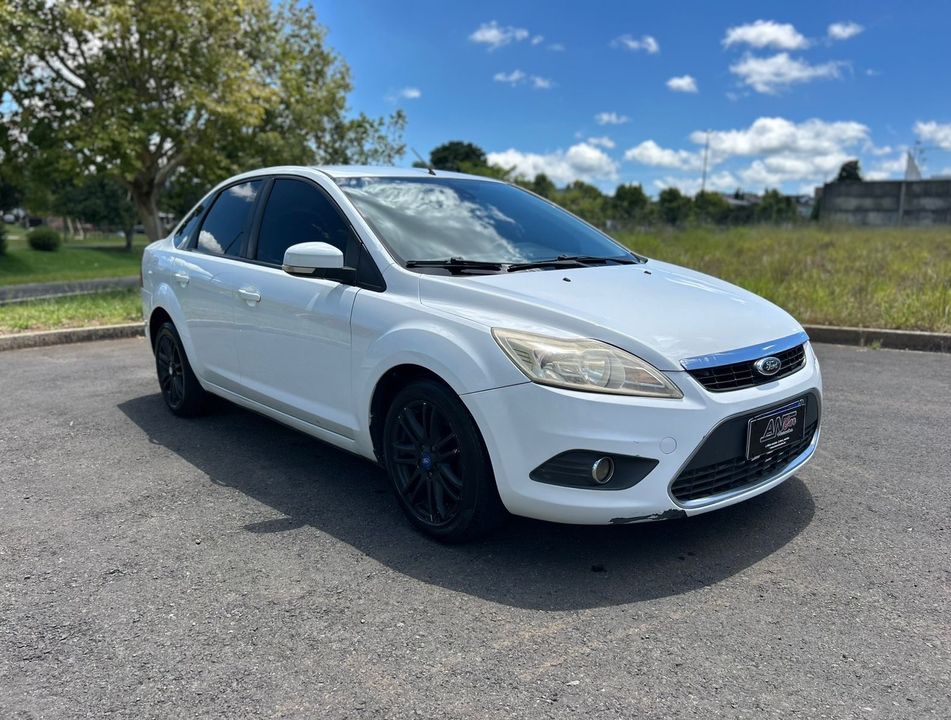 Ford Focus Sedan 2.0 16V/2.0 16V Flex 4p Aut.