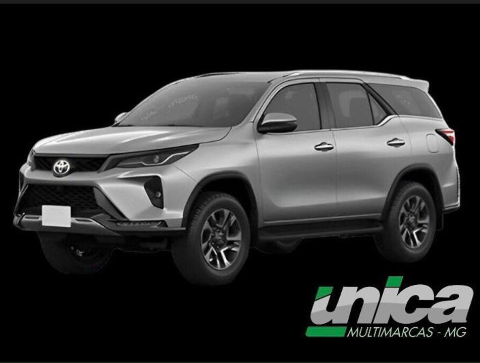 Toyota Hilux SW4 SRX Plat. 4x4 2.8 TB Die. Aut.