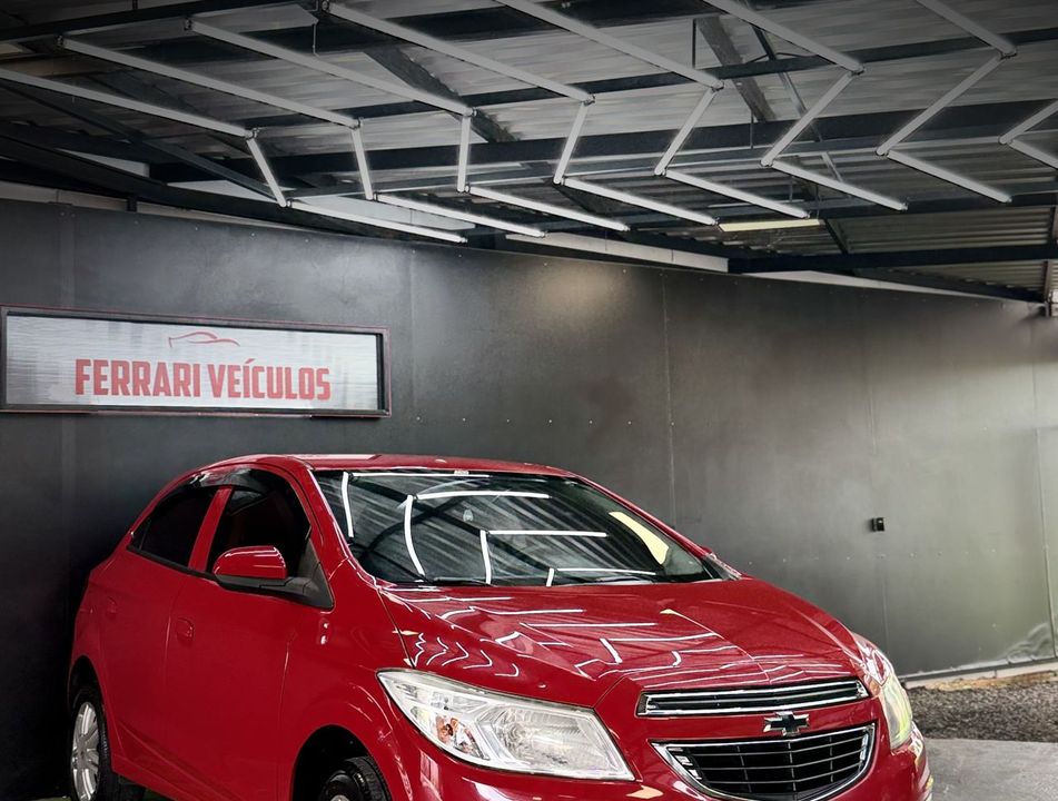 Chevrolet ONIX HATCH LT 1.0 8V FlexPower 5p Mec.