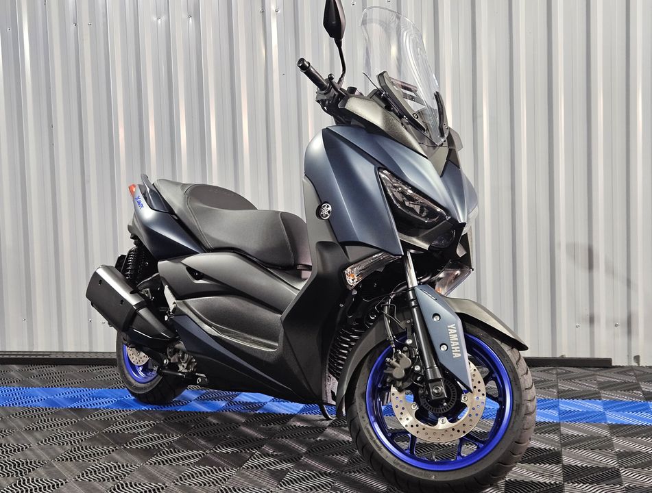 YAMAHA XMAX 250 ABS