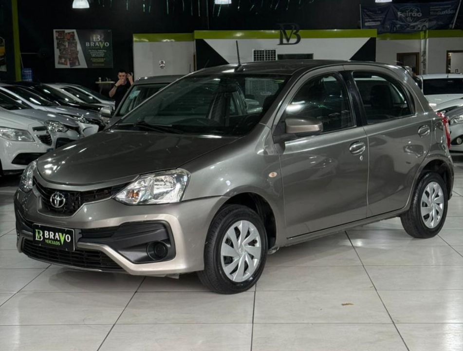 Toyota ETIOS XS 1.5 Flex 16V 5p Aut.