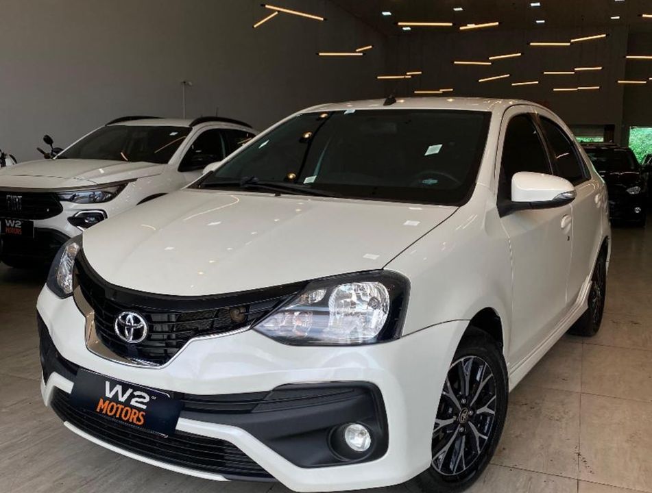 Toyota ETIOS PLATINUM Sed. 1.5 Flex 16V 4p Aut.