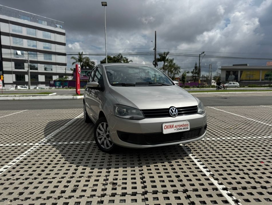 VolksWagen Fox 1.6 Mi Total Flex 8V 5p