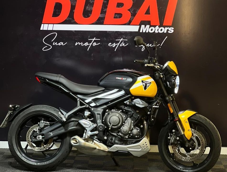 TRIUMPH TRIDENT 660