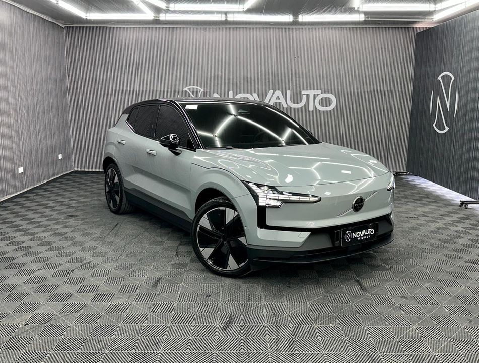 Volvo EX30 E60 Ultra (Elétrico)