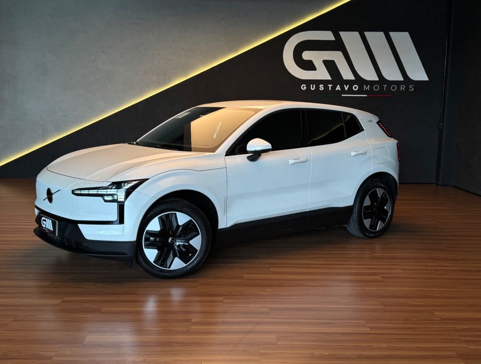 Volvo EX30 E60 Core (Elétrico)