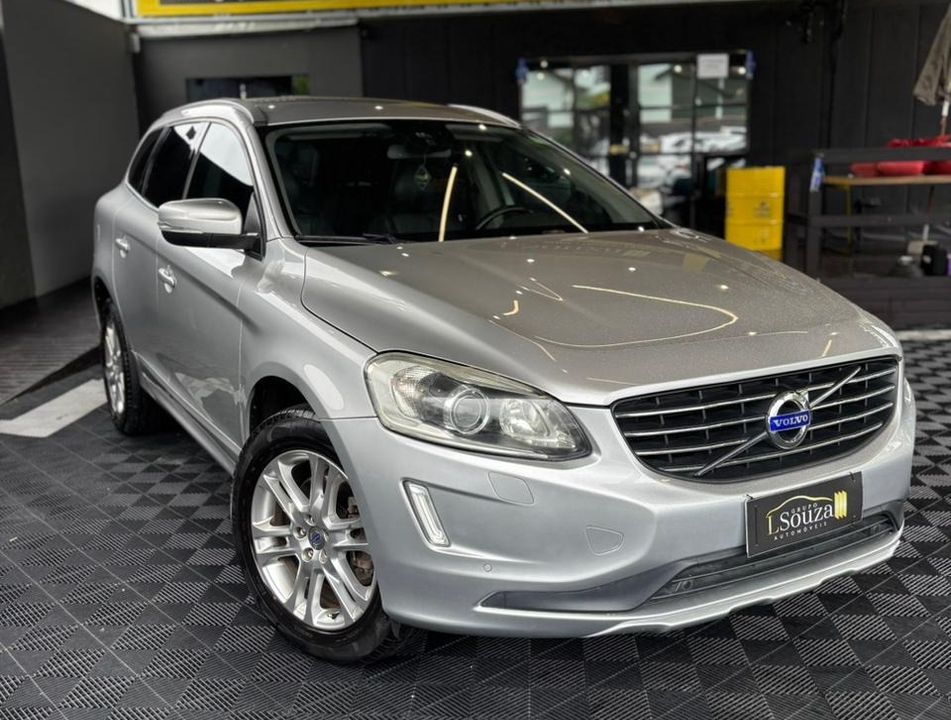 Volvo XC 60 2.0 T5  5p