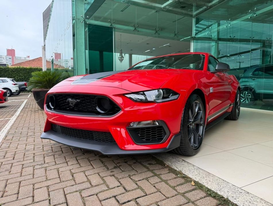 Ford Machi
