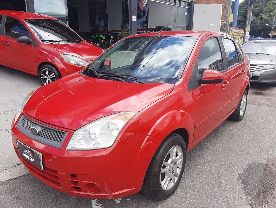 Ford Fiesta Sedan 1.0 8V Flex 4p
