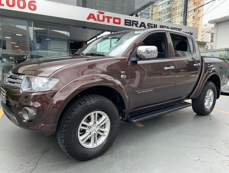 Mitsubishi L200 Triton HPE 3.2 CD TB Int.Diesel Aut