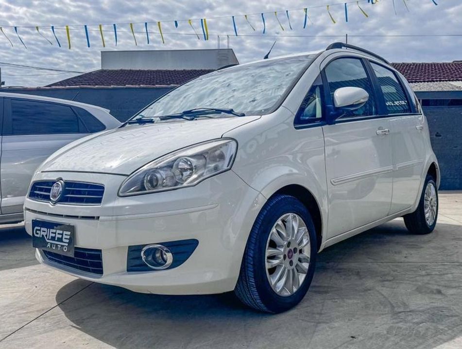 Fiat Idea ESSENCE 1.6 Flex 16V 5p