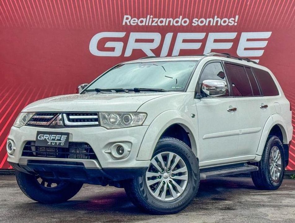 Mitsubishi Pajero DAKAR 3.2 4x4 T.I. Dies. 5p Aut.