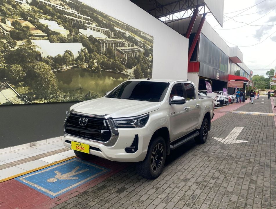 Toyota Hilux CD SRX 4x4 2.8 TDI 16V Diesel Aut.