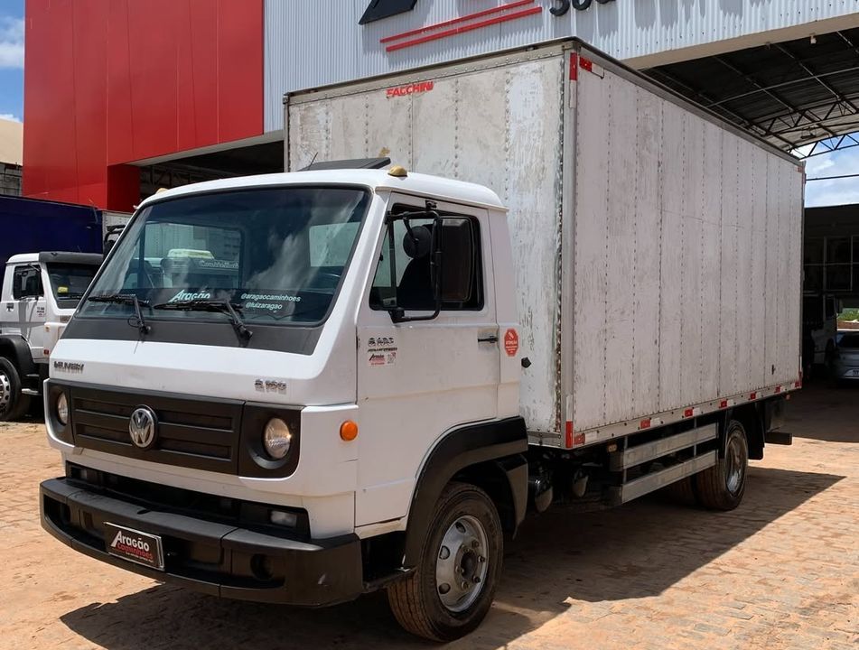 VOLKSWAGEN 8-160 E Delivery 2p (diesel)(E5)
