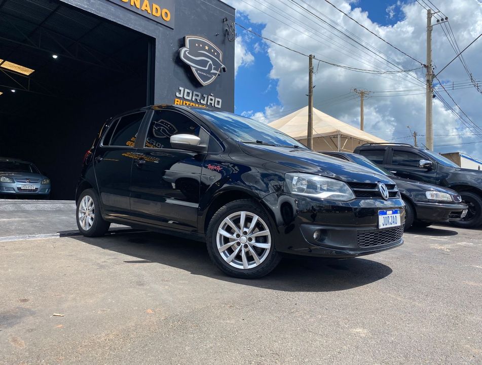 VolksWagen Fox Rock in Rio 1.6 Mi Total Flex 8V 5p