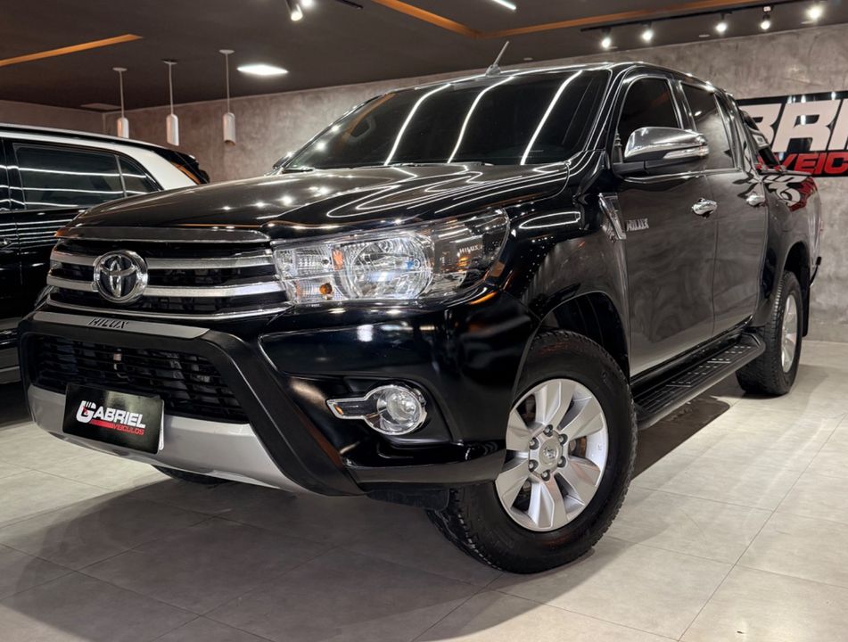 Toyota Hilux CD SRV 4x2 2.7 Flex 16V Aut.