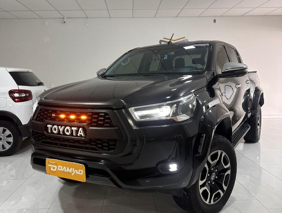 Toyota Hilux CD SRX 4x4 2.8 TDI 16V Diesel Aut.