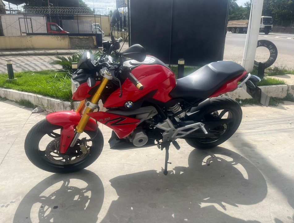 BMW G 310 R