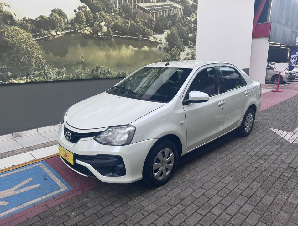 Toyota ETIOS XS Sedan 1.5 Flex 16V 4p Aut.