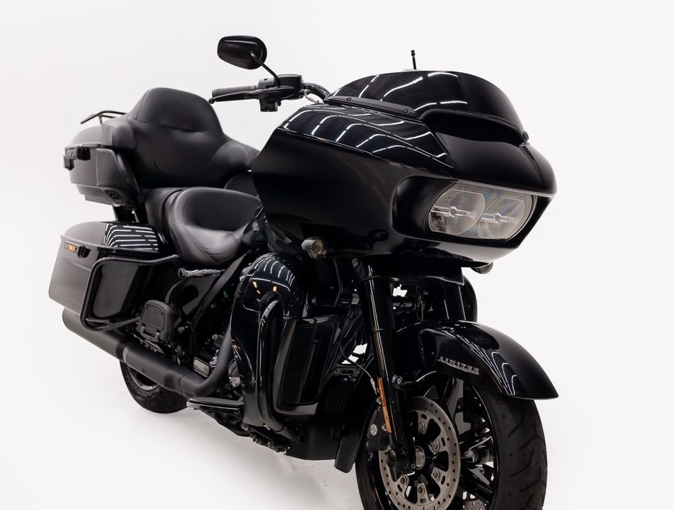 Harley ROAD GLIDE LIMITED FLTRK