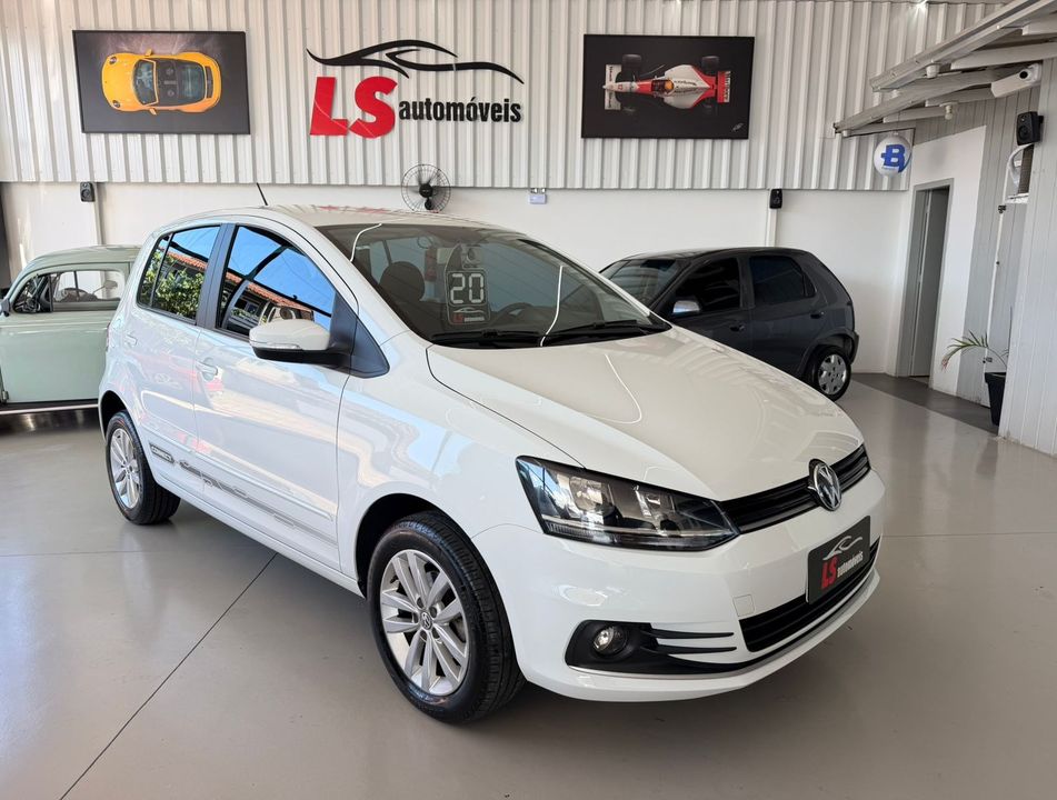 VolksWagen Fox Connect 1.6 Flex 8V 5p