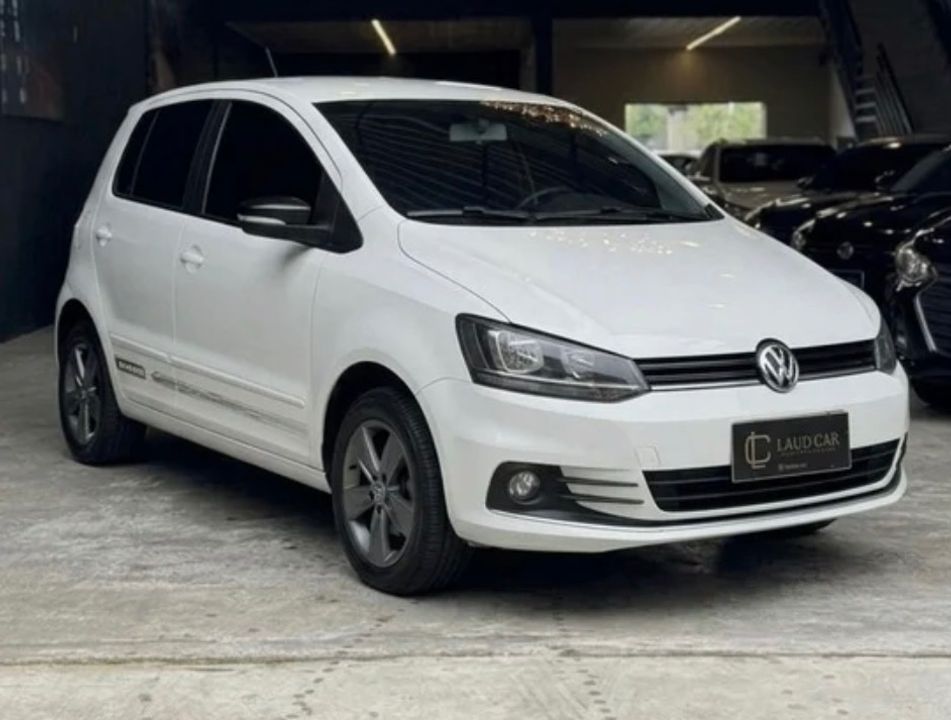 VolksWagen Fox Connect I Motion 1.6 Flex 8V 5p