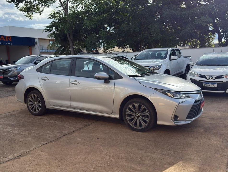 Toyota Corolla XEi 2.0 Flex 16V Aut.