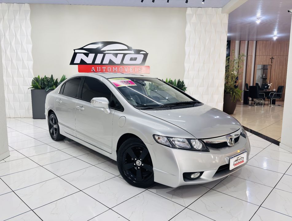 Honda Civic Sedan LXS 1.8/1.8 Flex 16V Aut. 4p