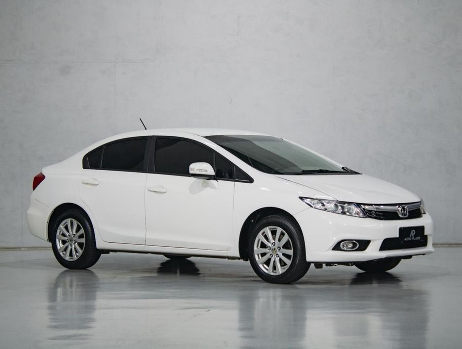 Honda Civic Sedan LXR 2.0 Flexone 16V Aut. 4p