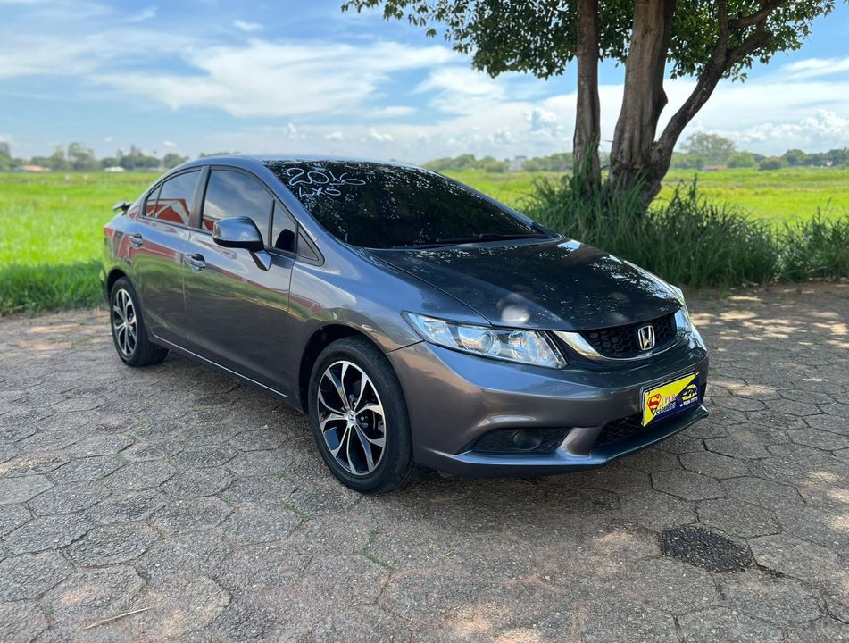 Honda Civic Sedan LXS 1.8/1.8 Flex 16V Aut. 4p