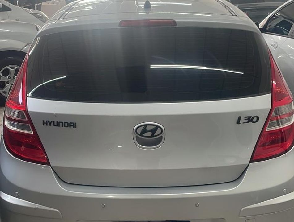 Hyundai i30 2.0 16V 145cv 5p Aut.