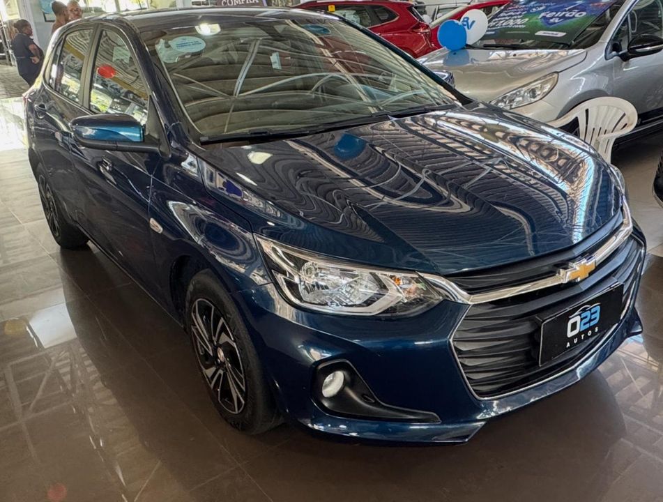 Chevrolet ONIX SEDAN Plus LT 1.0 12V Flex 4p Mec.